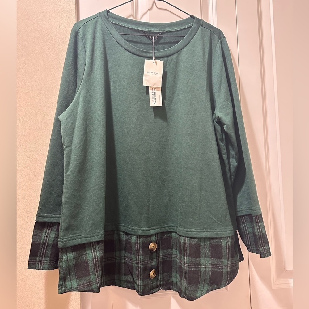 BloomChic Size L Round Neck Plaid Patchwork Heather T-shirt - us 12